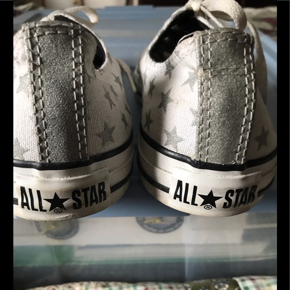 EUC Women’s Star Converse Sneakers, Size 10 - Picture 4 of 7
